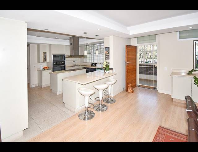 2 BEDROOM APARTMENT FOR SALE IN ILLOVO